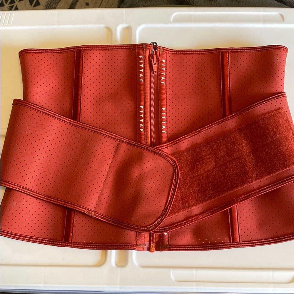 Women's Red Waist Trainer